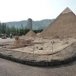 pyramide et World trade center