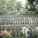 Un nombre impressionnant de statuettes