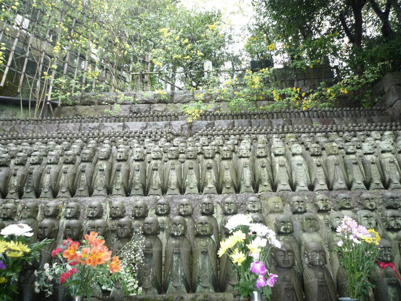 Un nombre impressionnant de statuettes