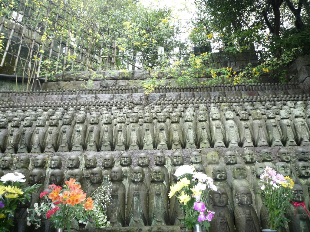 Un nombre impressionnant de statuettes